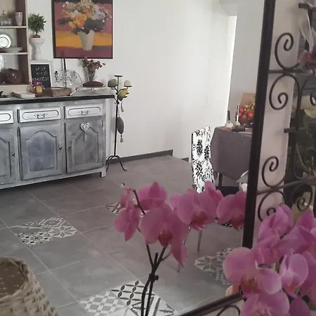 Logis L'estelvin D'hôtes Couette-café 3*